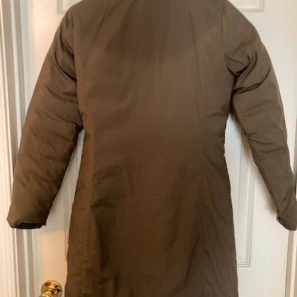 The North Face Olive Green Winter Coat - Picture 8 of 9